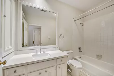 1605 Nantucket Drive #B, Houston, TX 77057 - Photo 22