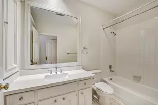 1605 Nantucket Dr, Houston, TX 77057 - Photo 22