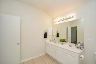 15318 Marlowe Grove Dr, Sugar Land, TX 77498 - Photo 18