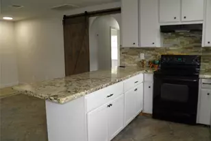 12617 Sunset Cir, Santa Fe, TX 77510 - Photo 6