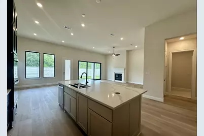 925 Groundwater Way, League City, TX 77546 - Photo 6