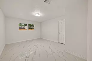 11434 Sharpview Dr, Houston, TX 77072 - Photo 8