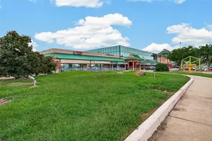 11434 Sharpview Dr, Houston, TX 77072 - Photo 16