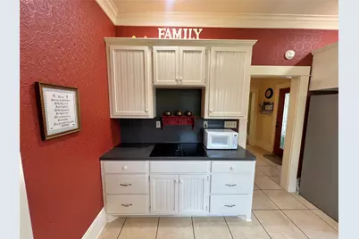 560 Jimmy Phillips Boulevard, Angleton, TX 77515 - Photo 16