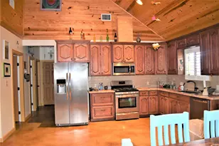 412 Pecan St, Sweeny, TX 77480 - Photo 10