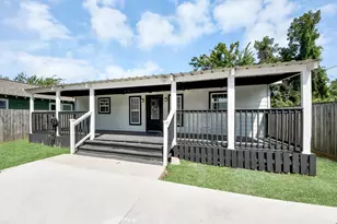 321 Reid St, Houston, TX 77022 - Photo 2