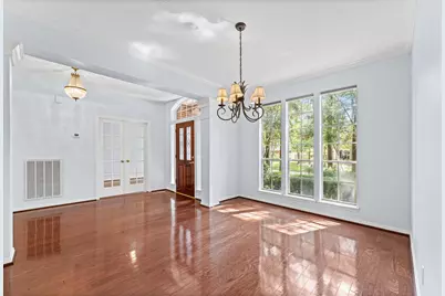 92 W Sandalbranch Circle, The Woodlands, TX 77382 - Photo 12