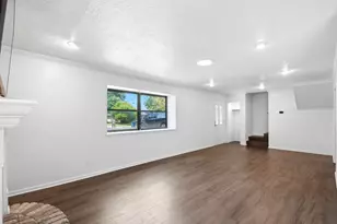 2011 Ave T, Huntsville, TX 77340 - Photo 6