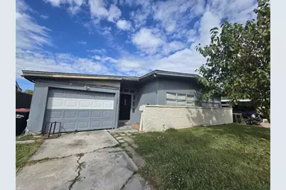 704 Grantham Road, Baytown, TX 77521 - Photo 4