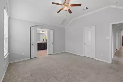 636 Maple Point Drive E, Conroe, TX 77301 - Photo 18
