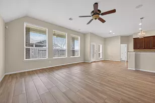 18206 Florence Run Ln, Tomball, TX 77377 - Photo 8