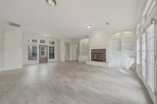 2 Prosewood Dr, Conroe, TX 77301 - Photo 8