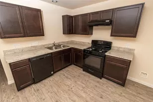 21155 Sprouse Cir, Humble, TX 77338 - Photo 2