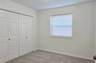 10615 Heatherford Dr, Houston, TX 77041 - Photo 18