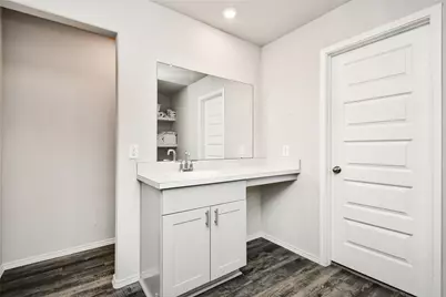 7915 Meadow Cranesbill Lane, Houston, TX 77016 - Photo 12