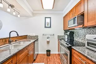 7060 N Holiday Dr, Galveston, TX 77550 - Photo 12