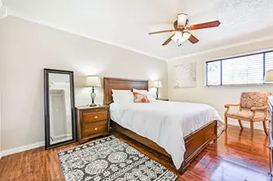 7060 N Holiday Dr, Galveston, TX 77550 - Photo 16