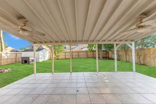 18 Dover Dr, Conroe, TX 77304 - Photo 18