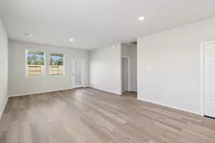 14304 Grey Pointe, Conroe, TX 77302 - Photo 4