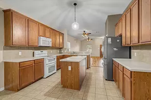 630 W Newport Bend, Katy, TX 77494 - Photo 10