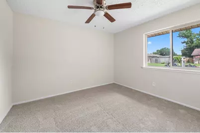 7327 Stone Pine Lane, Houston, TX 77041 - Photo 18