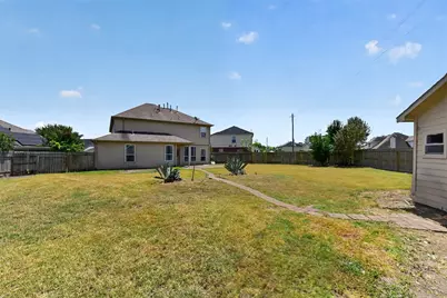 8423 Chicory Drive, Baytown, TX 77521 - Photo 30