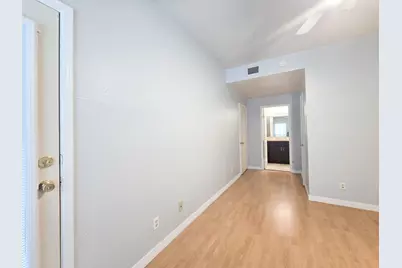 500 Ferry Road #323C, Galveston, TX 77550 - Photo 8