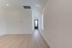 27006 Coco Flower Ln, Katy, TX 77493 - Photo 4