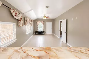 5527 Lauder Rd, Houston, TX 77039 - Photo 6