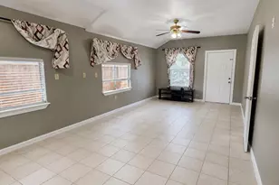 5527 Lauder Rd, Houston, TX 77039 - Photo 4