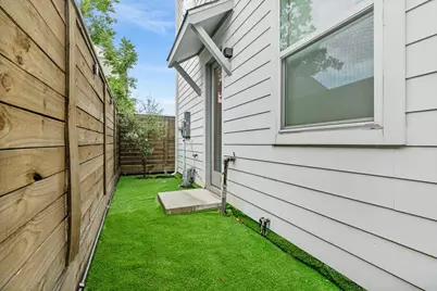 3410 Baer Street #A, Houston, TX 77020 - Photo 30