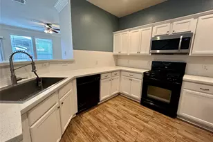16130 Limestone Lake Dr, Tomball, TX 77377 - Photo 6