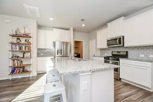 16868 Pink Wintergreen Dr, Conroe, TX 77385 - Photo 10