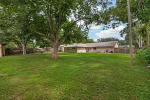 114 E Wildwinn Dr, Alvin, TX 77511 - Photo 38