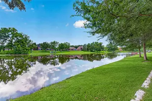 4519 Oxbow Cir W, Fulshear, TX 77441 - Photo 2