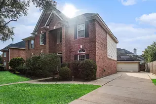 2605 Broussard Ct, Seabrook, TX 77586 - Photo 4