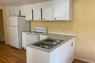 205 Rd 3401, Cleveland, TX 77327 - Photo 6