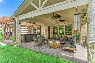 238 Bronze View Dr, Montgomery, TX 77316 - Photo 2