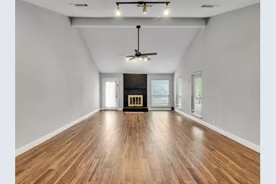 2703 Shady Lane, Webster, TX 77598 - Photo 4