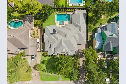 13127 Highwood Road, Houston, TX 77079 - Photo 32
