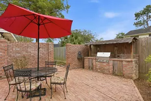 16310 Craighurst Dr, Houston, TX 77059 - Photo 46