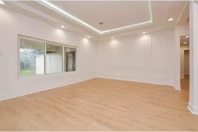 10603 Riverview Drive, Houston, TX 77042 - Photo 20