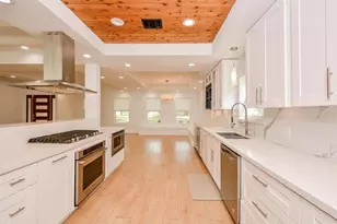 10603 Riverview Dr, Houston, TX 77042 - Photo 26