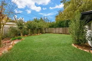 10603 Riverview Dr, Houston, TX 77042 - Photo 46