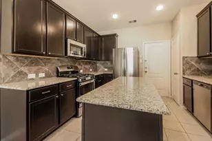 5223 Gulf Stream Ln, Bacliff, TX 77518 - Photo 10