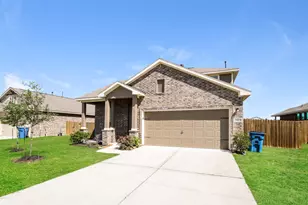 15825 Roberto Clemente Ct, Splendora, TX 77372 - Photo 2