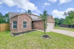 10793 Castle Rock Dr, Cleveland, TX 77328 - Photo 2