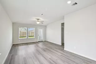 16702 Sterling Clf St, Conroe, TX 77302 - Photo 32