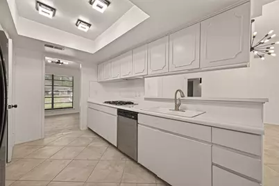 5523 Kuldell Drive, Houston, TX 77096 - Photo 14