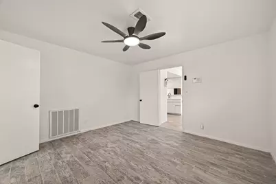 5523 Kuldell Drive, Houston, TX 77096 - Photo 36